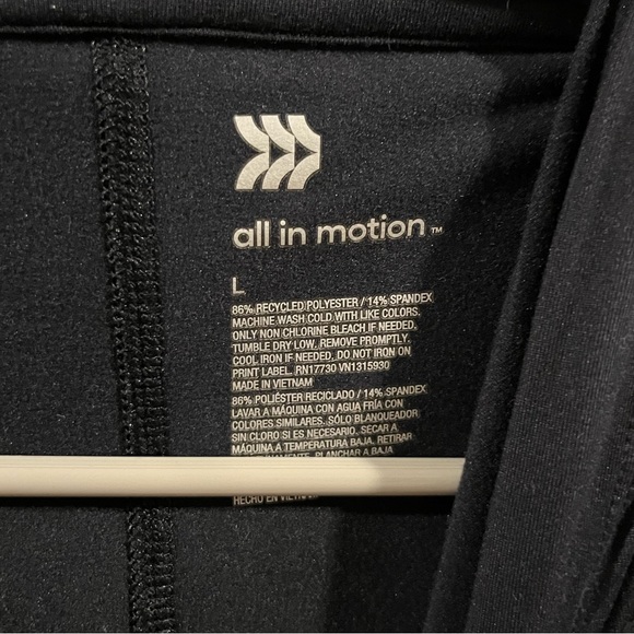 All in Motion Black Crop hoodie - Picture 3 of 5